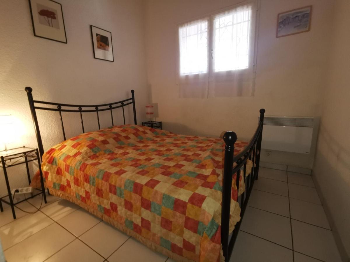 Les Lavandines -Coquette Maison De Vacances - 400 M De La Plage - Grande Terrasse - 2 Chambres - 2 Salles De Bain - Tout Confort أرجيليه- سور- مير المظهر الخارجي الصورة